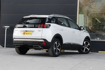 2017款标致4008 1.8T自动豪华（白）