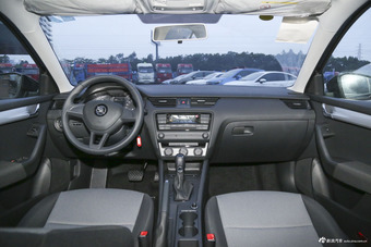 2017款明锐 1.6L自动前行版图片