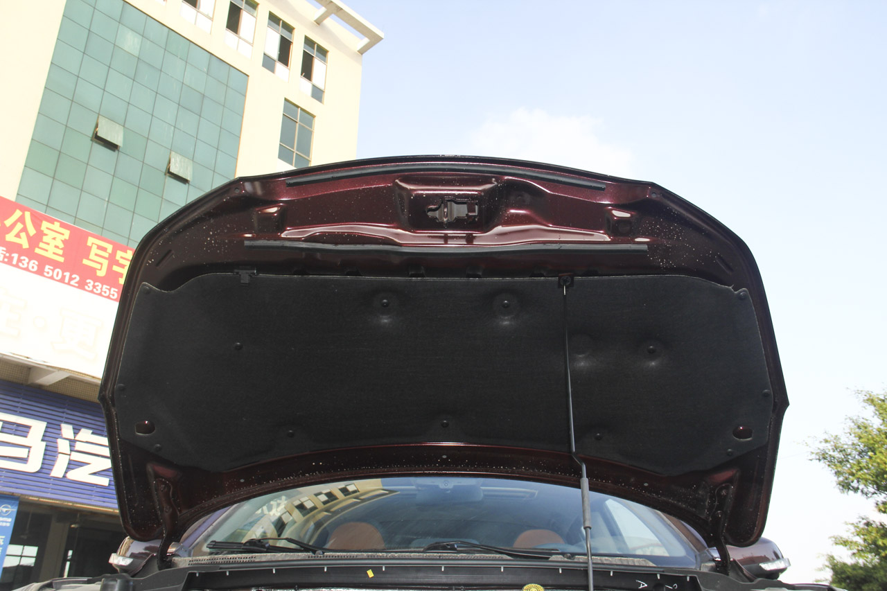 2015款海马S5 1.6L手动智能豪华型