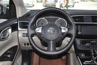 2016款轩逸1.8L自动XL豪华版