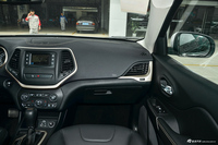 2017款自由光2.4L自动领先版