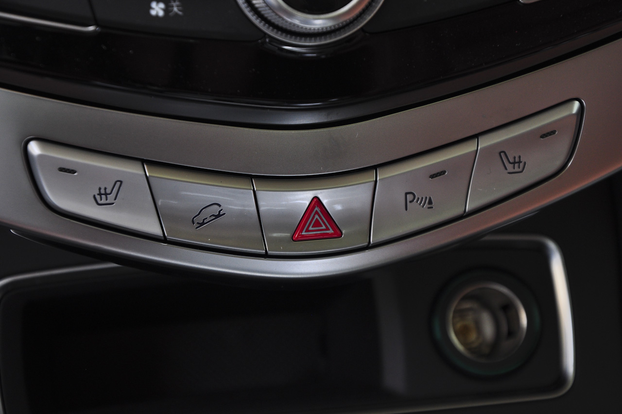 2015款比亚迪唐2.0T自动四驱旗舰型