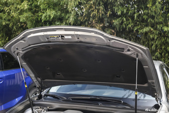 2015款雷克萨斯ES 2.5L自动300h舒适型