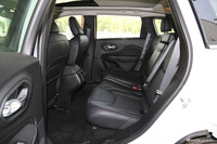 2017款自由光2.4L自动专业版智能包