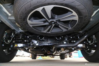 2017款野马T70S运动版1.8L自动旗舰型