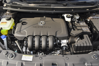 2017款风神AX3领先版1.5L手动尚酷型