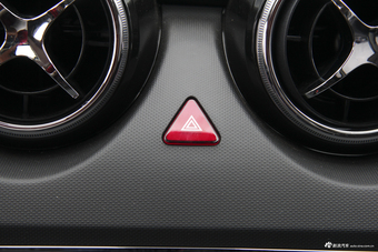 2018款东南DX3 1.5T自动旗舰型