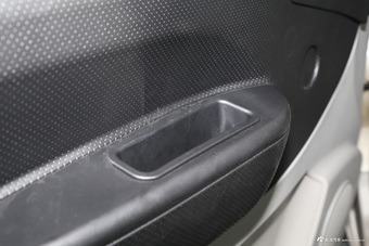 2016款菱智M5 2.0L手动7座标准型L