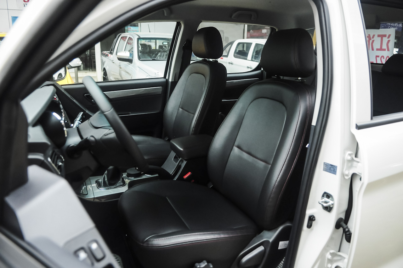 2015款帅铃T6 2.0L手动汽油旗舰型HFC4GA3-3D