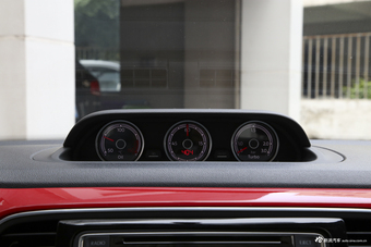 2018款甲壳虫1.2T自动魅舞红版180TSI