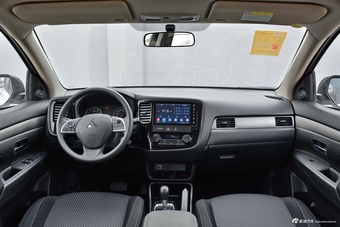 2018款欧蓝德2.0L自动两驱风尚版5座图片