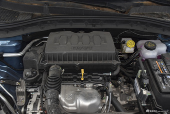 2018款荣威RX3 1.6L手动旗舰版