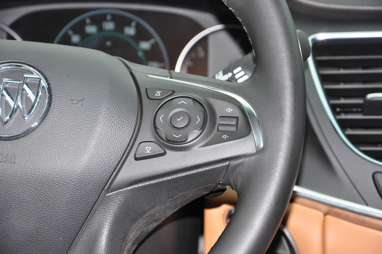 2016款君越2.0T自动旗舰型28T