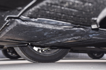 2016款帕萨特1.8T自动尊荣版330TSI