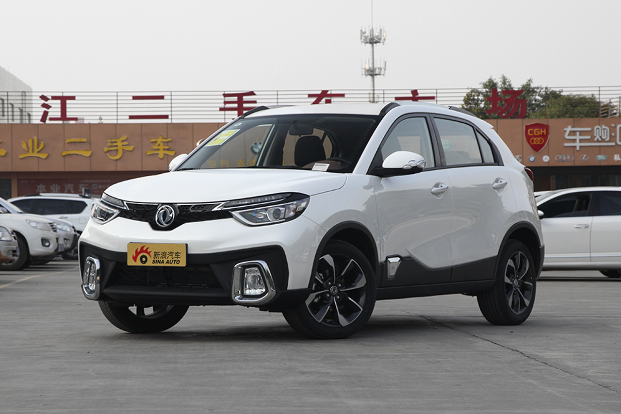 2017款风神AX4 1.6L手动潮尚型