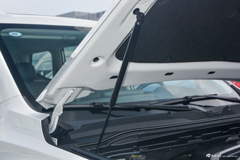 2017上汽大通D90 2.0T手动两驱火星