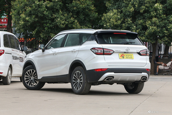 2018款中华V6 1.5T手动尊贵型