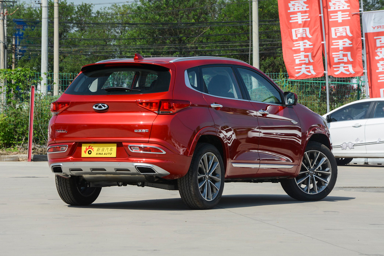 2018款瑞虎7 1.5T自动豪华版