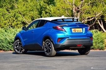 2018款奕泽IZOA 2.0L自动奕炫版