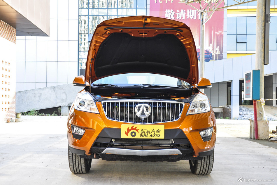 2016款北汽威旺S50 1.5T手动欢动版超越型