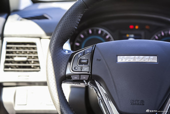 2017款哈弗H2 1.5T手动两驱舒适型红标