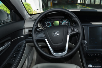 2016款绅宝D50 1.5L 手动精英版