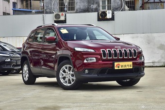 2016款自由光2.0L自动优越版 落霞红