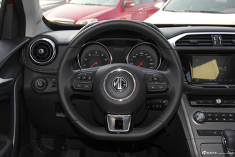 2017款锐腾1.5T 20T自动豪华版