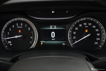 2019款别克GL6 1.3T自动18T互联尊贵型6座国VI