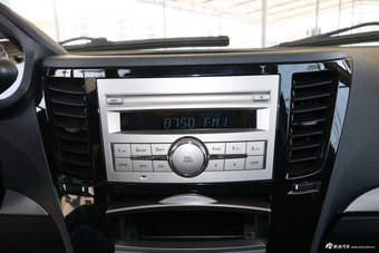 2018款中兴威虎 2.5T柴油国V两驱豪华型中双XD25T5