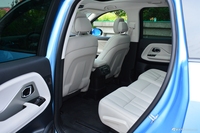 2018款蔚来ES8 创始版