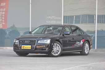 2016款奥迪A8L 3.0T自动45TFSI quattro时尚型