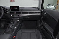 2017款奥迪A4L Plus 2.0T自动40TFSI风尚型