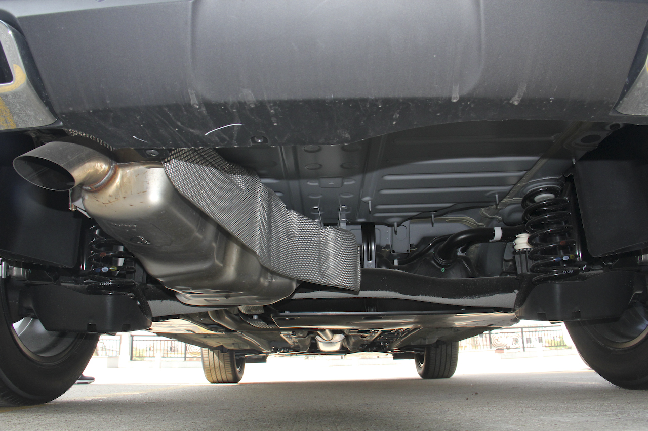 2017款标致5008 1.6T自动350THP精英版7座