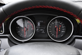 2017款骏派D60 1.8L自动尊贵型 