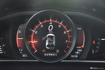 2017款沃尔沃V40 1.5T自动T3 智雅版