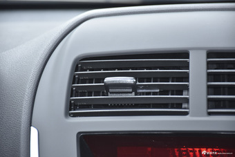 2013款劲炫ASX 2.0L自动四驱尊贵版