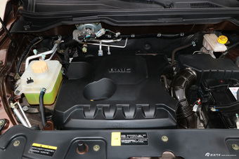 	2016款北汽幻速H3F 1.5L手动豪华型7座