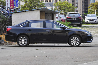 2017款荣威i6 1.5T自动互联网智享版20T