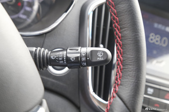 2016款 宝骏560 1.5T手动豪华型