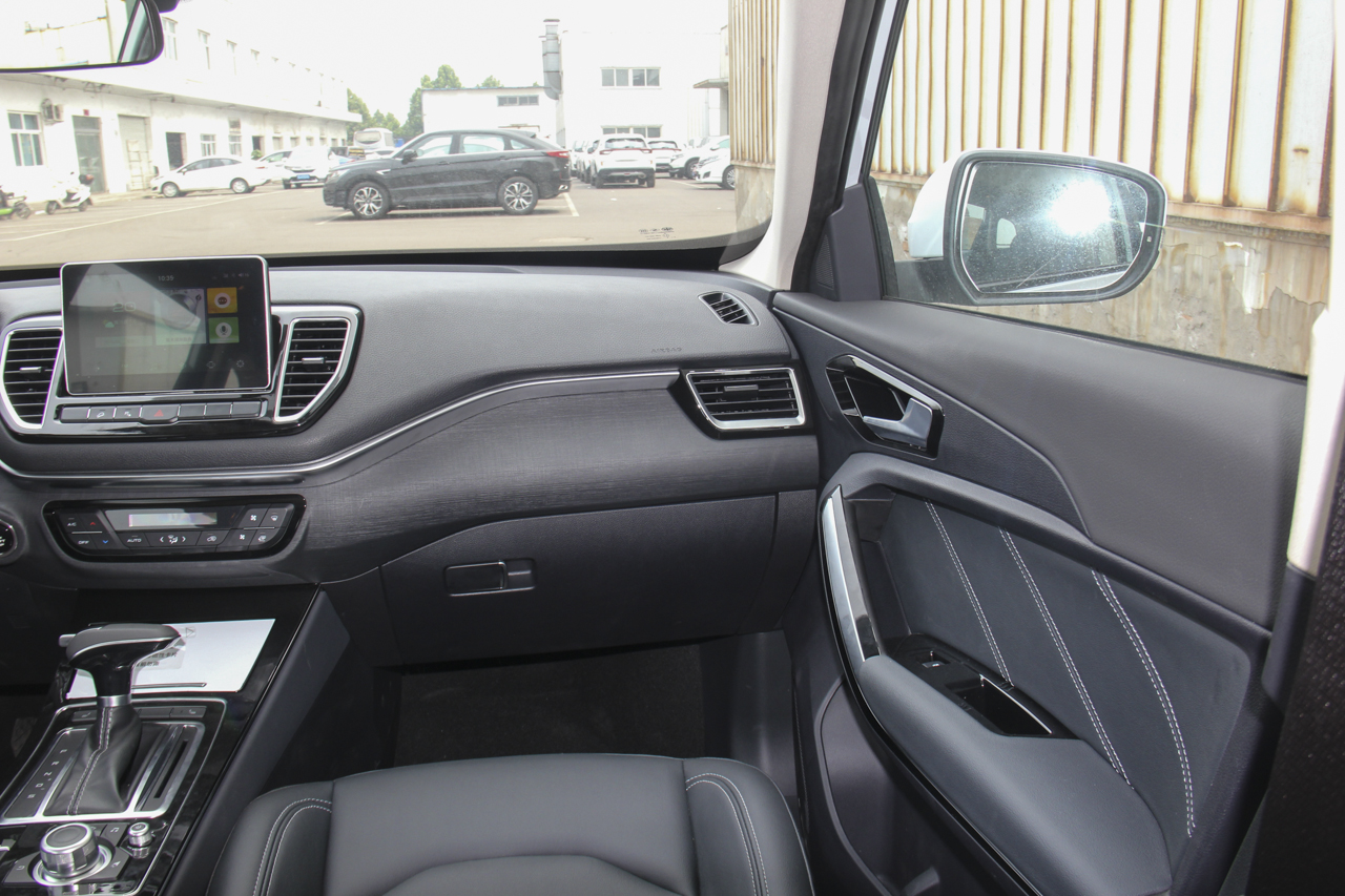 2018款森雅R9 1.2T自动尊贵智悦型