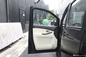 2018款斯派卡1.5L手动舒适型