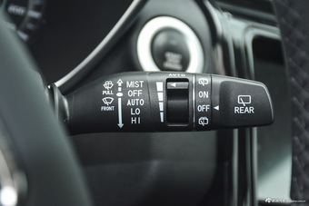 2016款驭胜S330 1.5T自动两驱时尚版