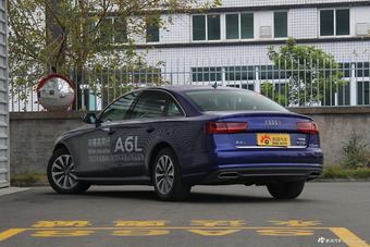 2017款奥迪A6L 2.5L自动30 FSI舒适型