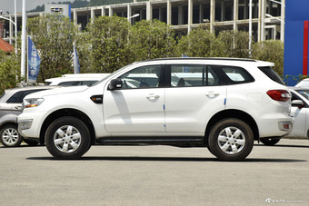 2016款撼路者2.0T自动四驱菁英版汽油