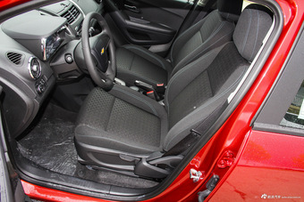 2016款创酷 1.4T 自动两驱舒适天窗版