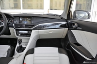 2017款V5菱致1.5L手动新贵型