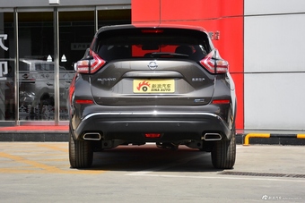 2017款楼兰2.5L自动XL两驱智尚版