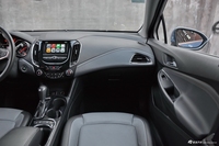 2018款科鲁兹两厢1.4T 双离合领锋版330T