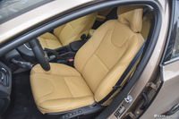 2017款沃尔沃V40 1.5T自动T3 智逸版